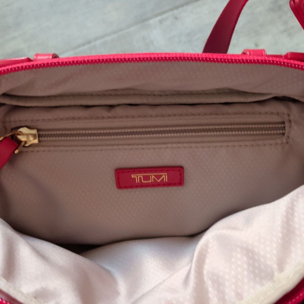 New TUMI Voyageur Persia Nylon Crossbody Bag Red Gold Hardware Carera Purse - Picture 10 of 11